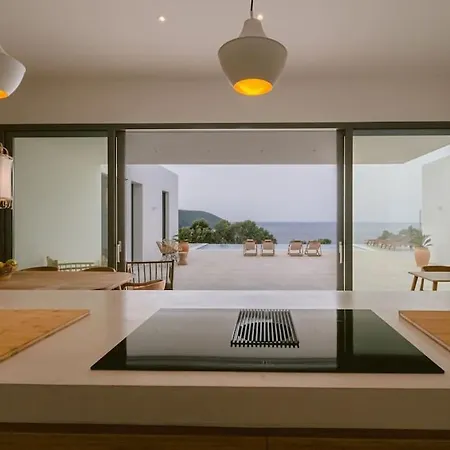 Lemon Hill / Landmark Hosting * Finikúnda