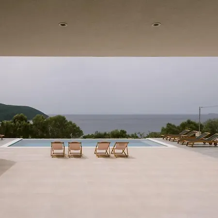 Lemon Hill / Landmark Hosting *